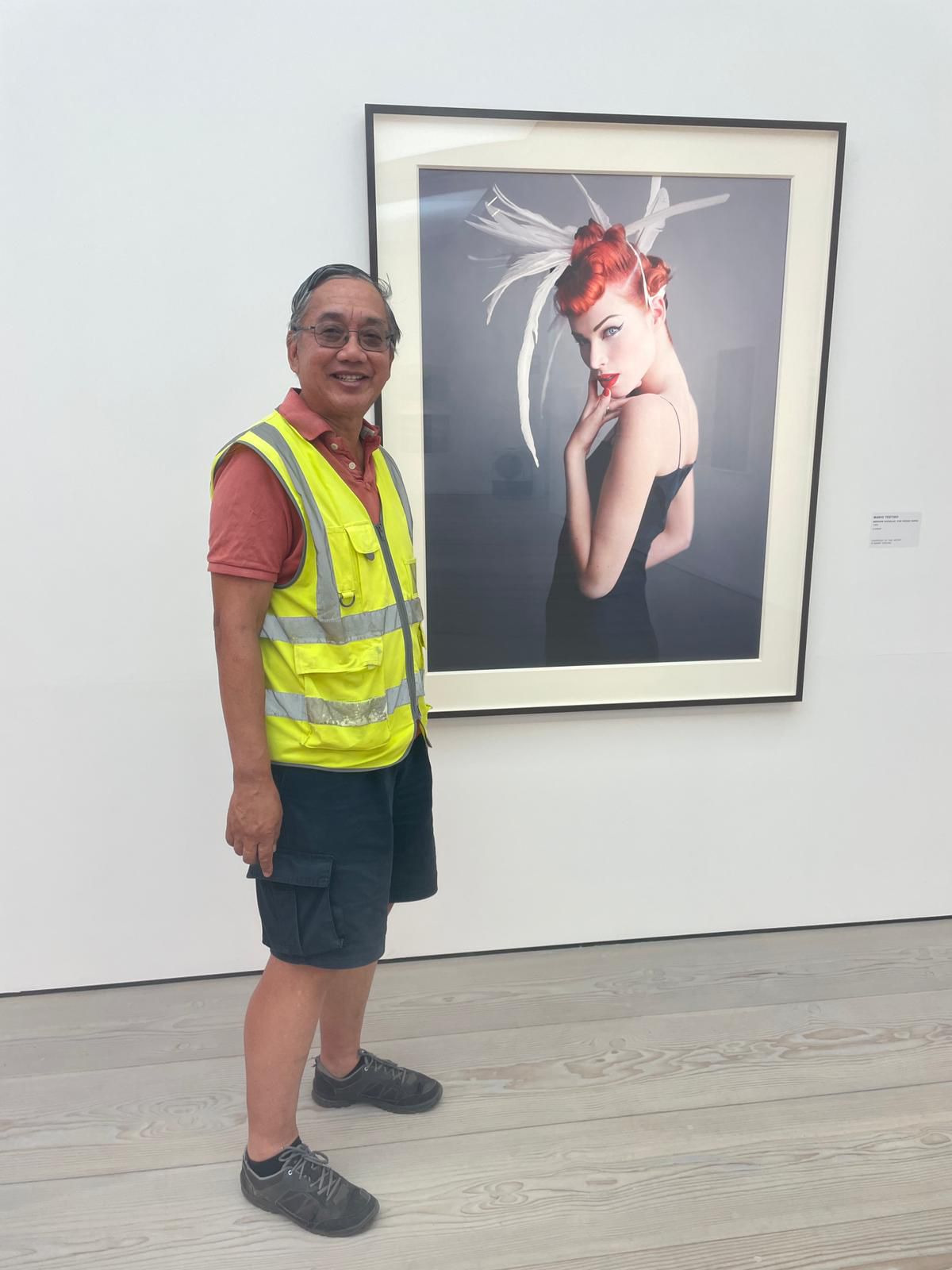 Volunteer driver Tim tours The Saatchi Gallery